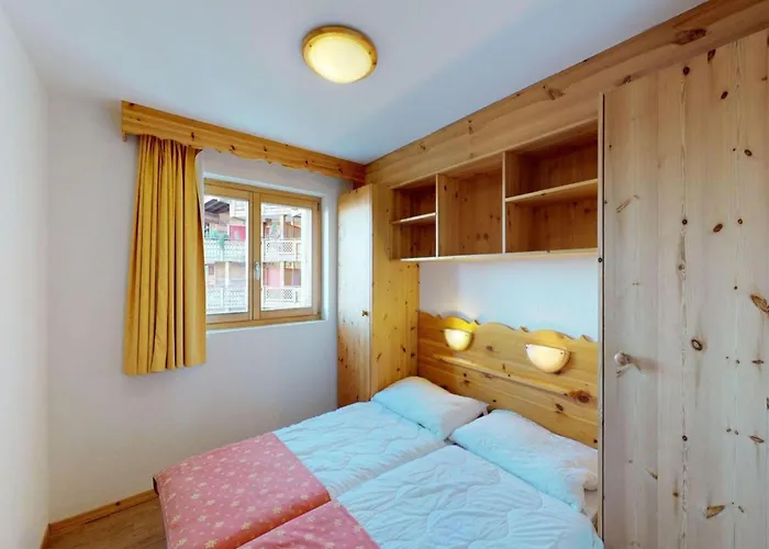 In Near Lift アパート *